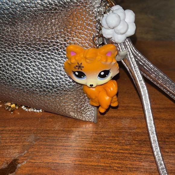 Littlest Pet Shop Pomeranian Keychain G7 Series 2 - Picture 5 of 5